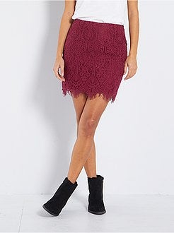 Saia curta tipo renda - Kiabi