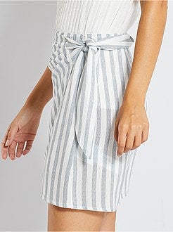 Saia curta trespassada - Kiabi