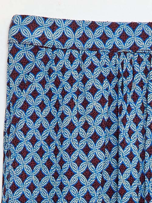 Saia evasê leve com padrão wax - Kiabi