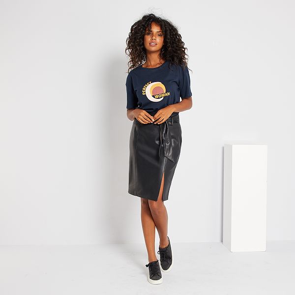 saia preta sintetica