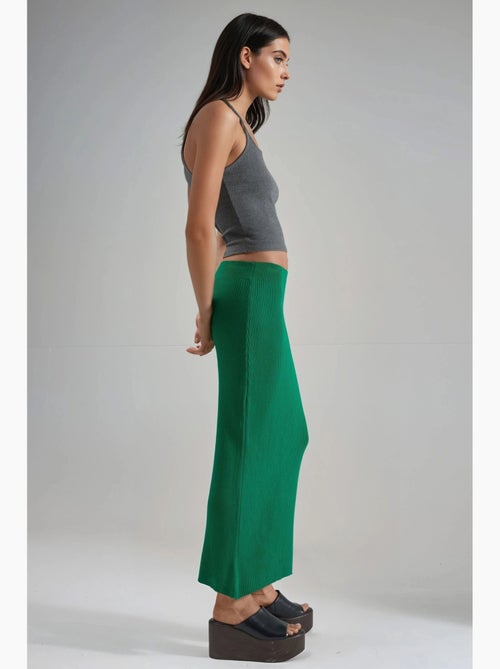 Saia maxi de malha canelada de cintura subida my fashion - Kiabi Saia maxi de malha canelada de cintura subida my fashion - Kiabi