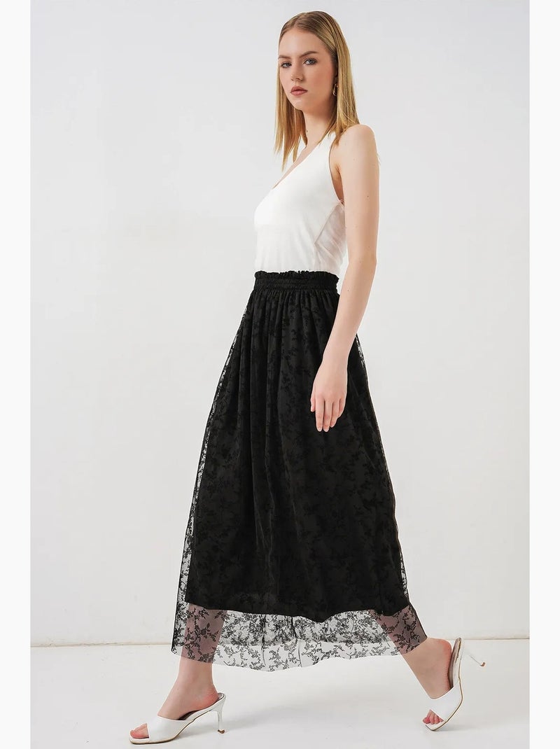 Saia maxi em linha a de cintura alta com flores bdart Preto - Kiabi