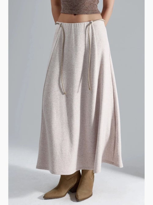 Saia maxi texturizada com detalhe de laço busem - Kiabi Saia maxi texturizada com detalhe de laço busem - Kiabi