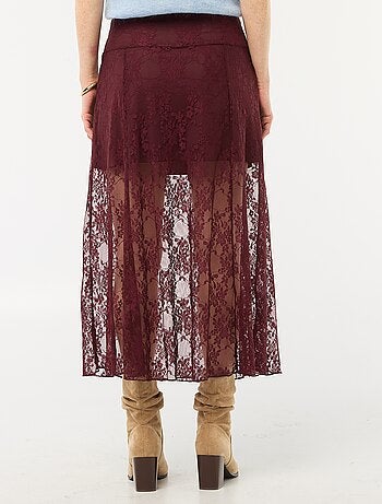 Saia midi em renda