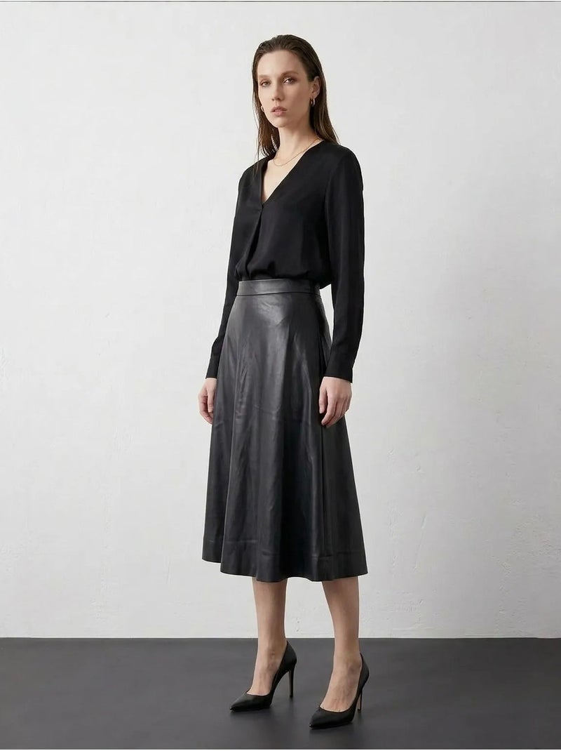 Saia midi evasê em pele sintética de cintura alta my fashion Preto Laranja-claro Preto - Kiabi