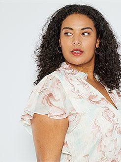 Saia pelo joelho com cintura marcada - Kiabi