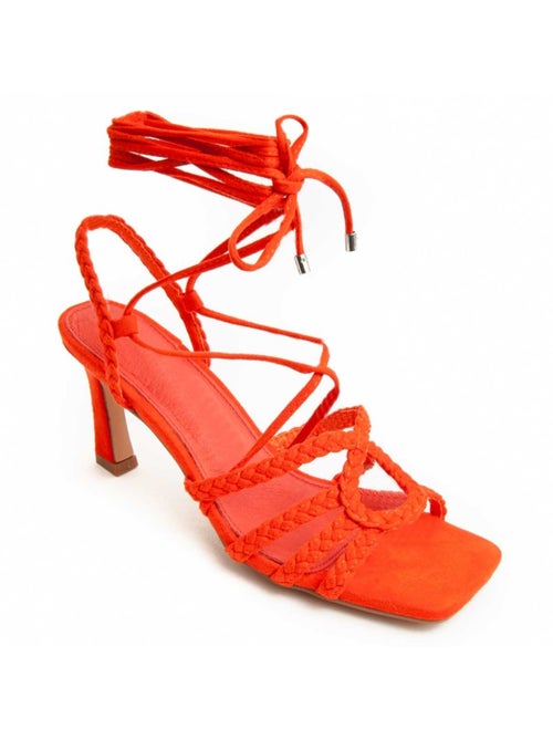 Sandália Com Salto Material Sintético Montevita - Kiabi Sandália Com Salto Material Sintético Montevita - Kiabi