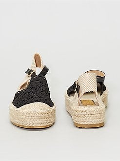 Sandálias abertas em macramé - Kiabi