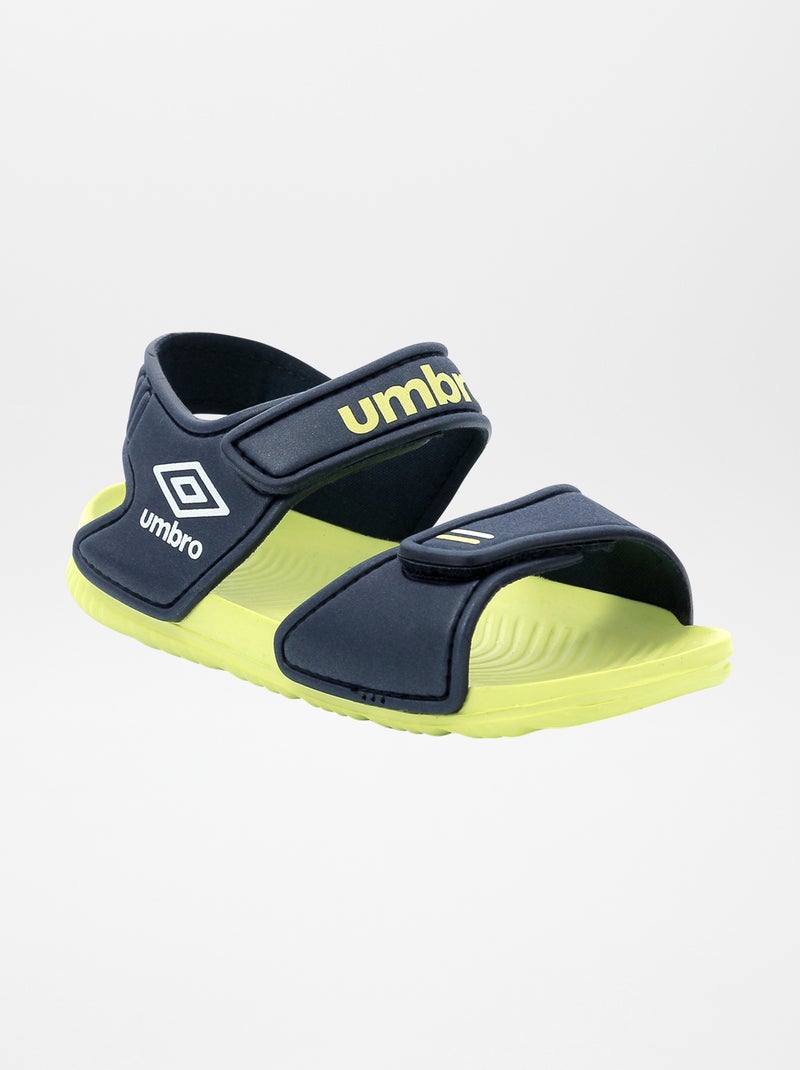 Sandálias bicolores com tiras de velcro 'Umbro' AZUL - Kiabi