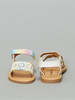 Sandálias brilhantes e ajuradas - Kiabi