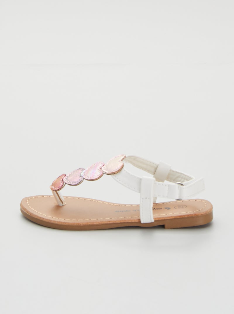 Sandálias com aplicação 'corações' Branco/ Rosa - Kiabi