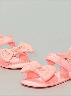 Sandálias com bordado inglês - Kiabi