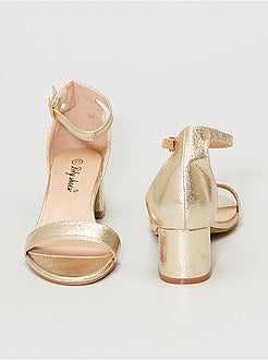 Sandálias com saltos dourados - Kiabi