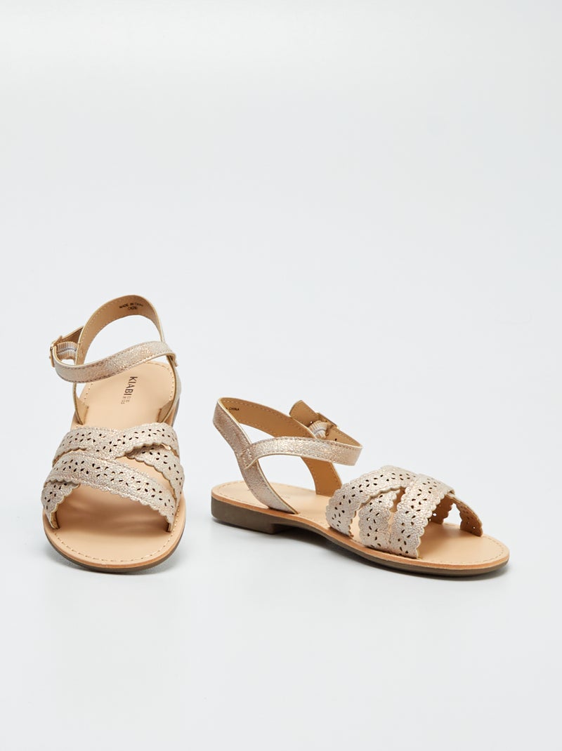 Sandálias com tiras ajuradas ROSA - Kiabi