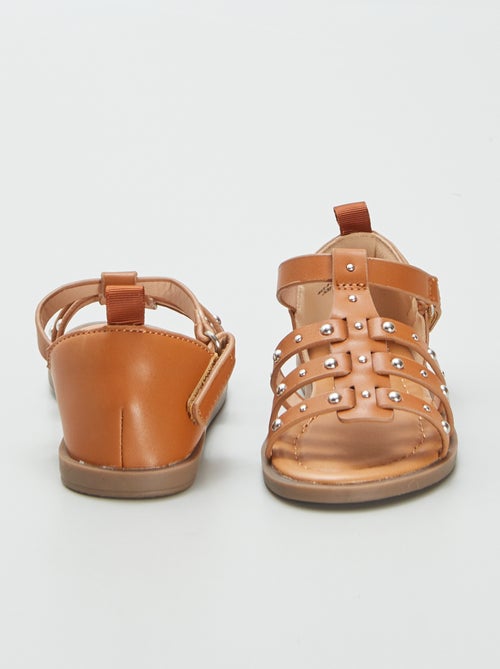 Sandálias com tiras com tachas - Kiabi