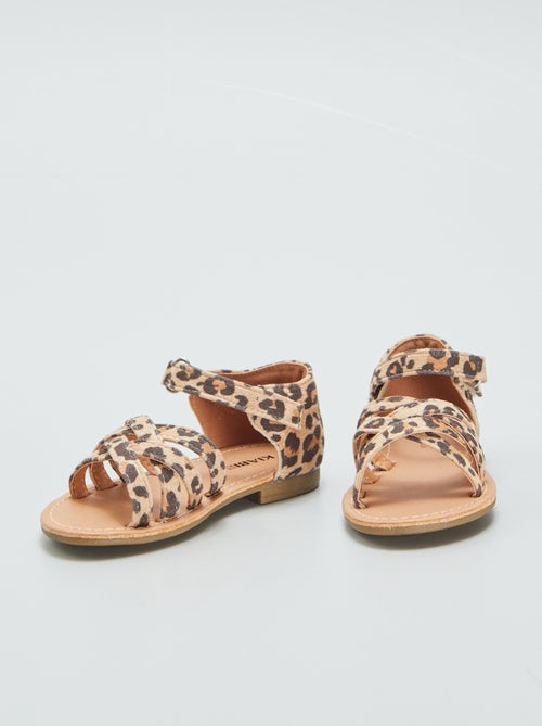 Sandálias com tiras cruzadas e estampado leopardo - Kiabi