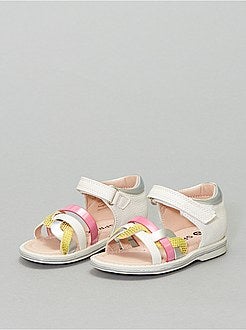 Sandálias com tiras entrelaçadas - Kiabi