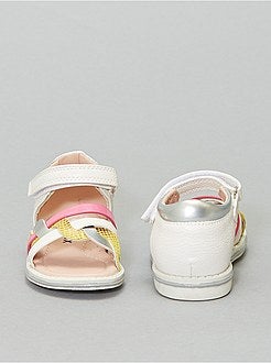 Sandálias com tiras entrelaçadas - Kiabi