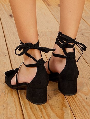 Sandálias com tiras - Kiabi