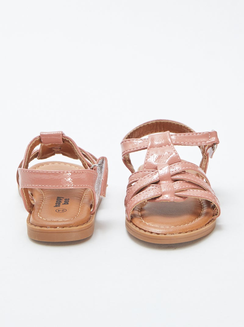 Sandálias com várias tiras efeito verniz ROSA - Kiabi