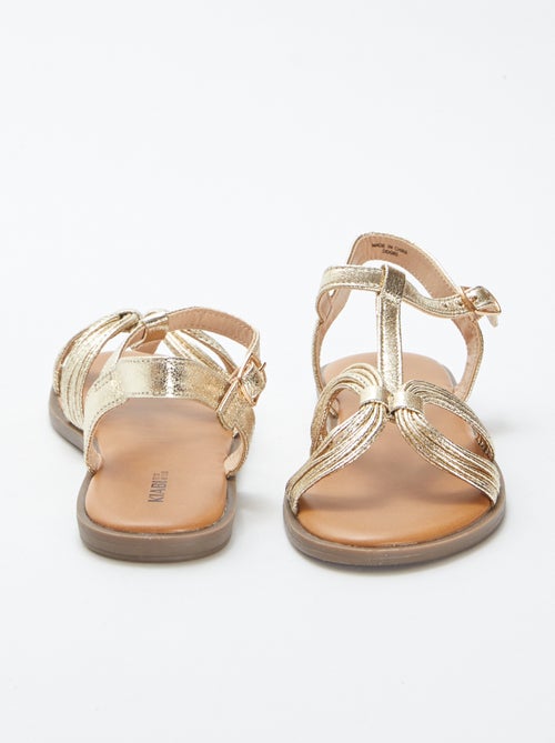 Sandálias com várias tiras prateadas - Kiabi
