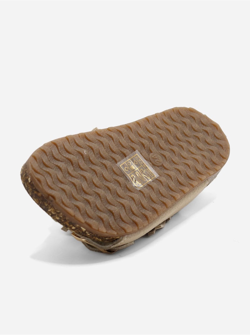 Sandálias com velcro Bege - Kiabi