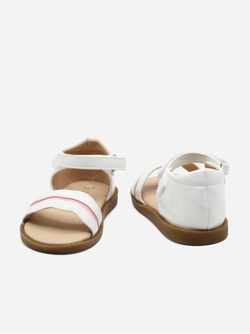 Sandálias com velcro Branco - Kiabi