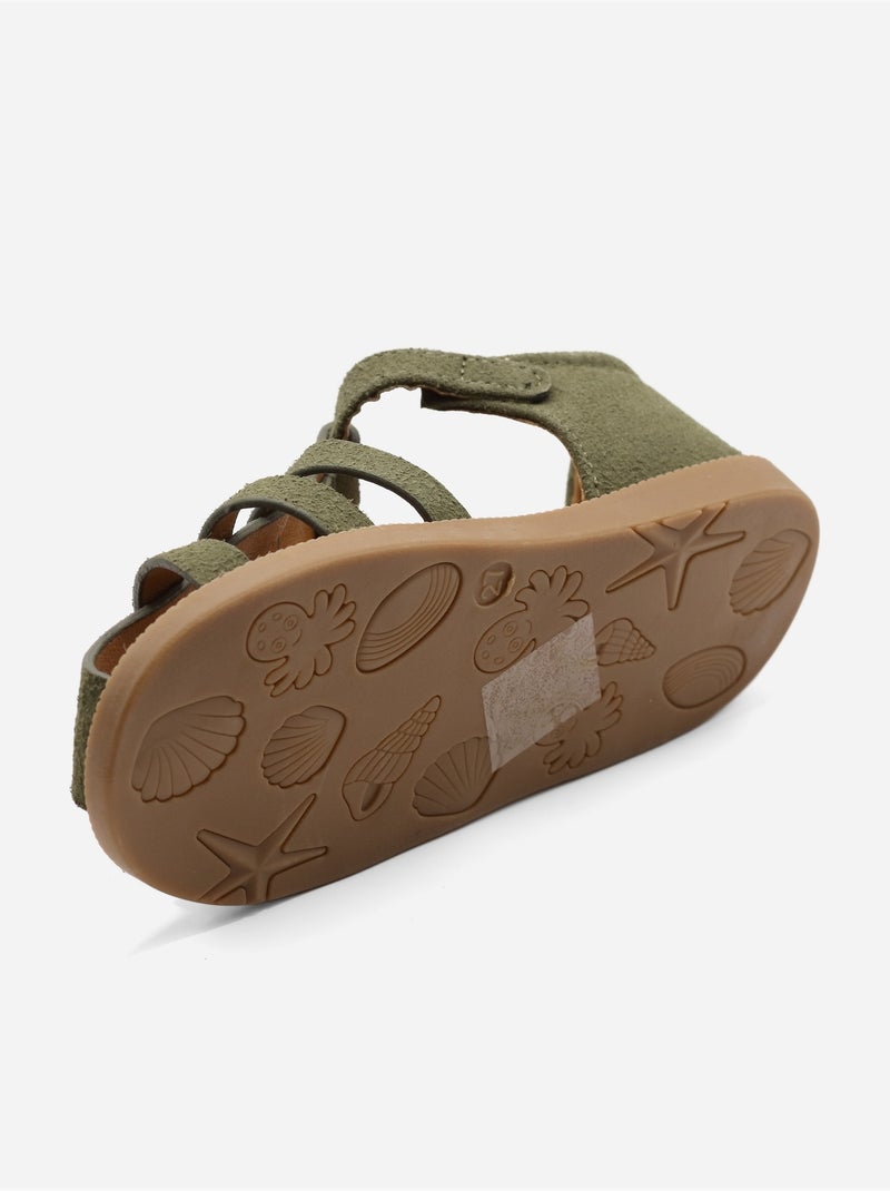 Sandálias com velcro Cáqui - Kiabi