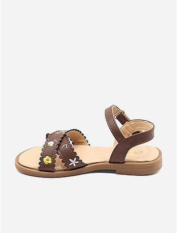 Sandálias com velcro