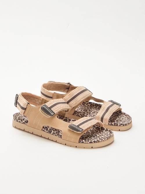 Sandálias com velcro leopardo - Kiabi