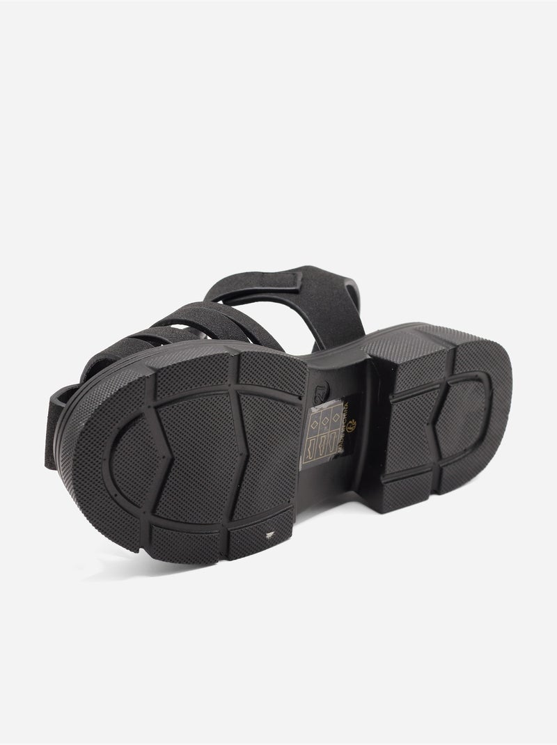 Sandálias com velcro Preto - Kiabi