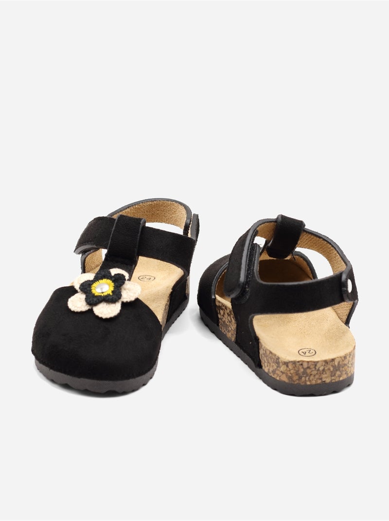 Sandálias com velcro Preto - Kiabi