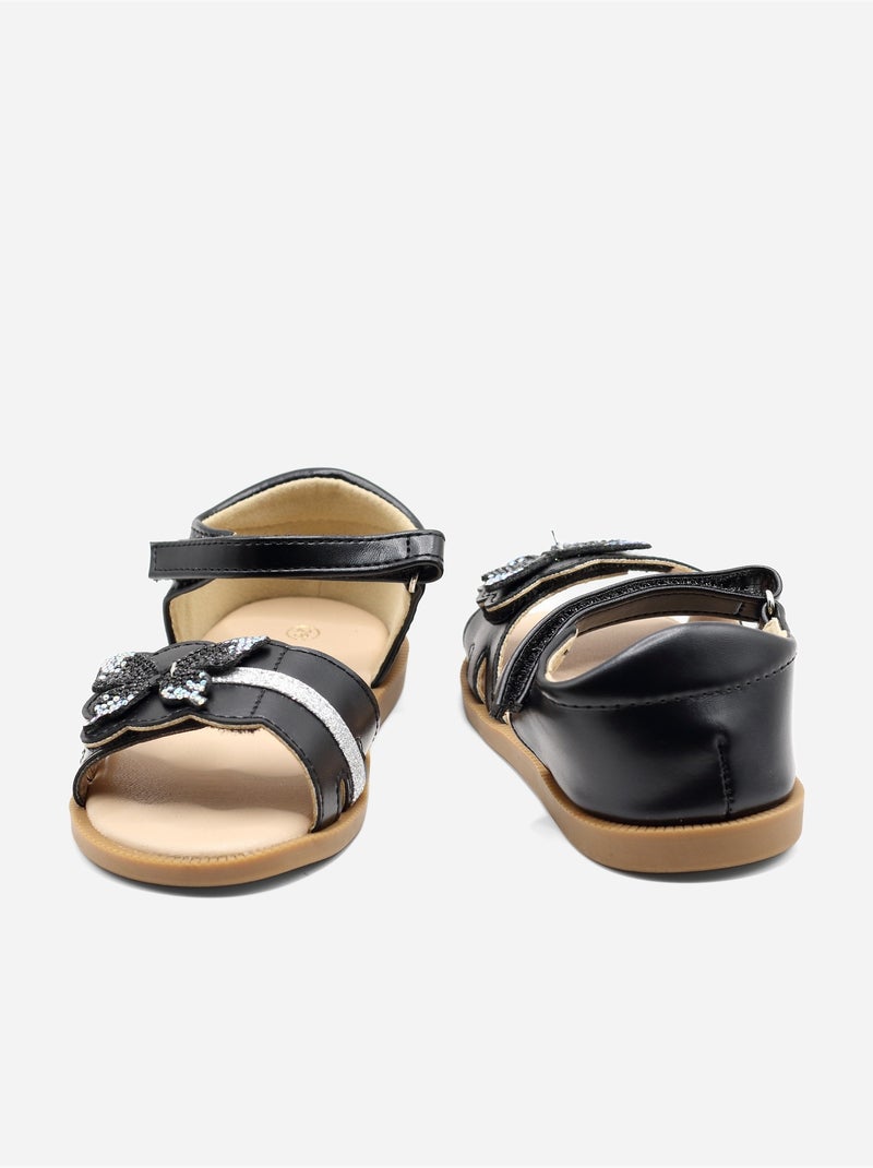 Sandálias com velcro Preto - Kiabi