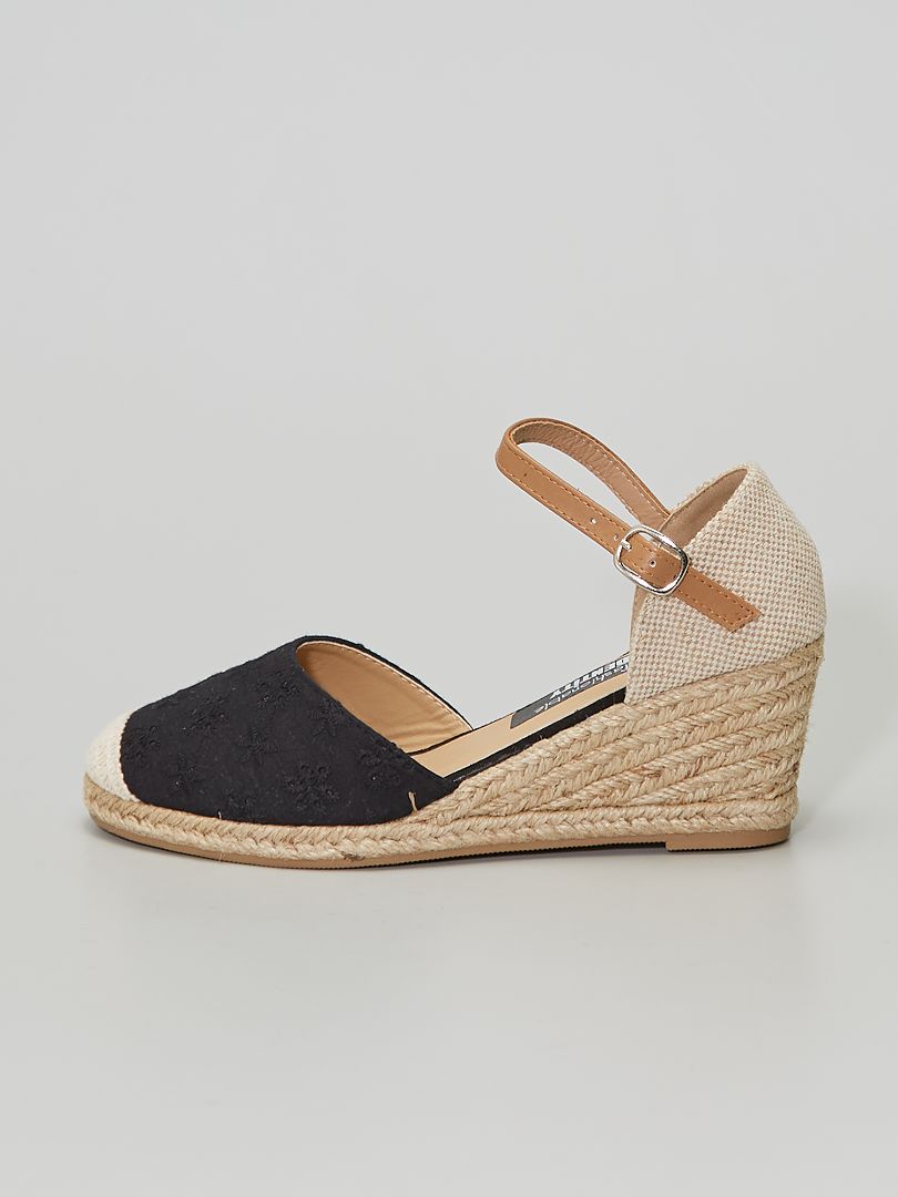 Sandálias compensadas com bordados ingleses Preto - Kiabi