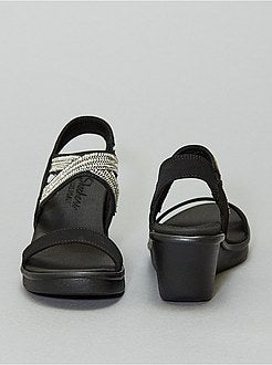 Sandálias compensadas com ouropel 'Skechers' - Kiabi