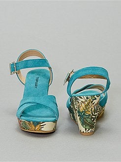 Sandálias compensadas estampadas - Kiabi