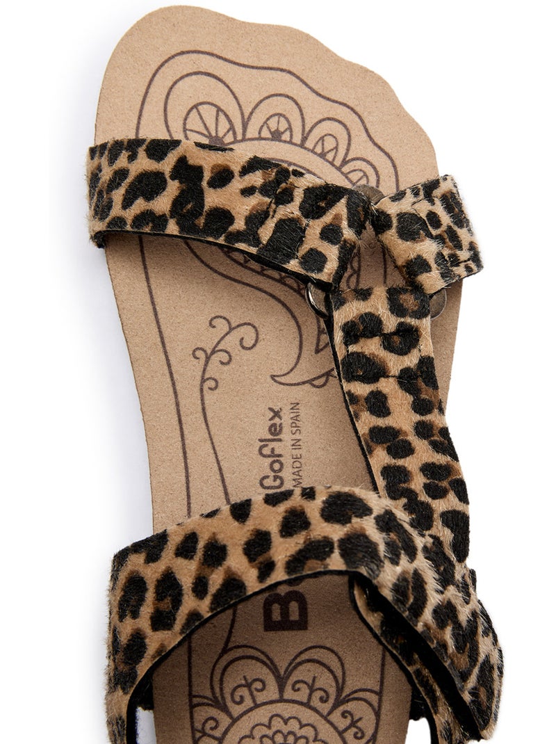 Sandálias Conguitos Barefoot Goflex Estampado Preto Dourado - Kiabi