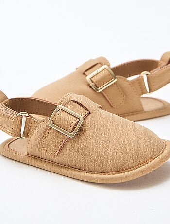 Sandálias de camurça lisa