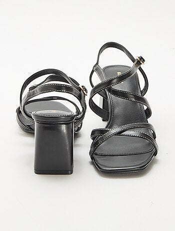 Sandálias de cerimónia com salto