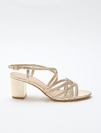 Sandálias de cerimónia douradas com salto