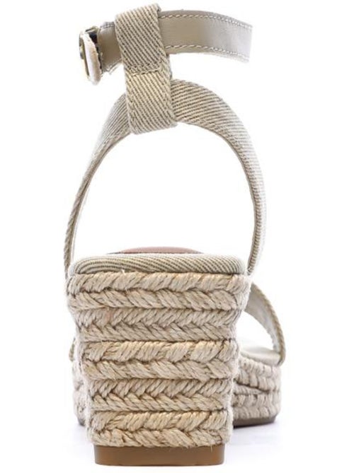 Sandálias de Cunha Bege Tommy Hilfiger para Mulher - Kiabi Sandálias de Cunha Bege Tommy Hilfiger para Mulher - Kiabi