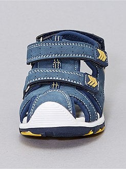 Sandálias de estilo desportivo com tira de velcro - Kiabi