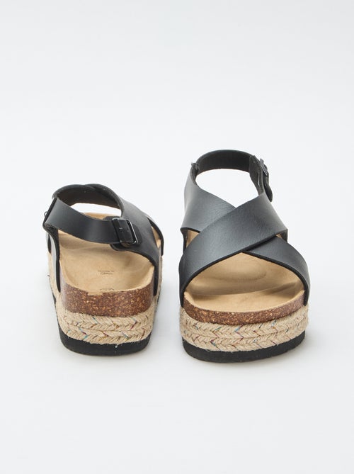 Sandálias de plataforma com tiras cruzadas - Kiabi