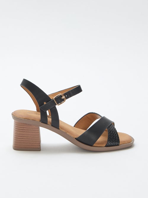 Sandálias de salto quadrado em imitação de pele - Kiabi