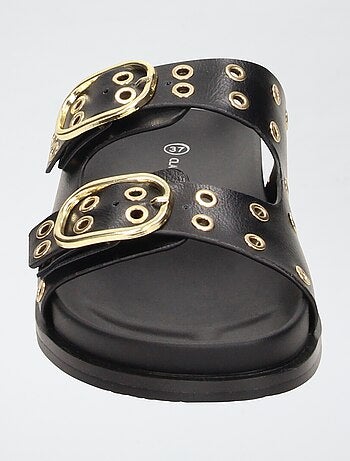 Sandálias de tiras duplas com ilhós