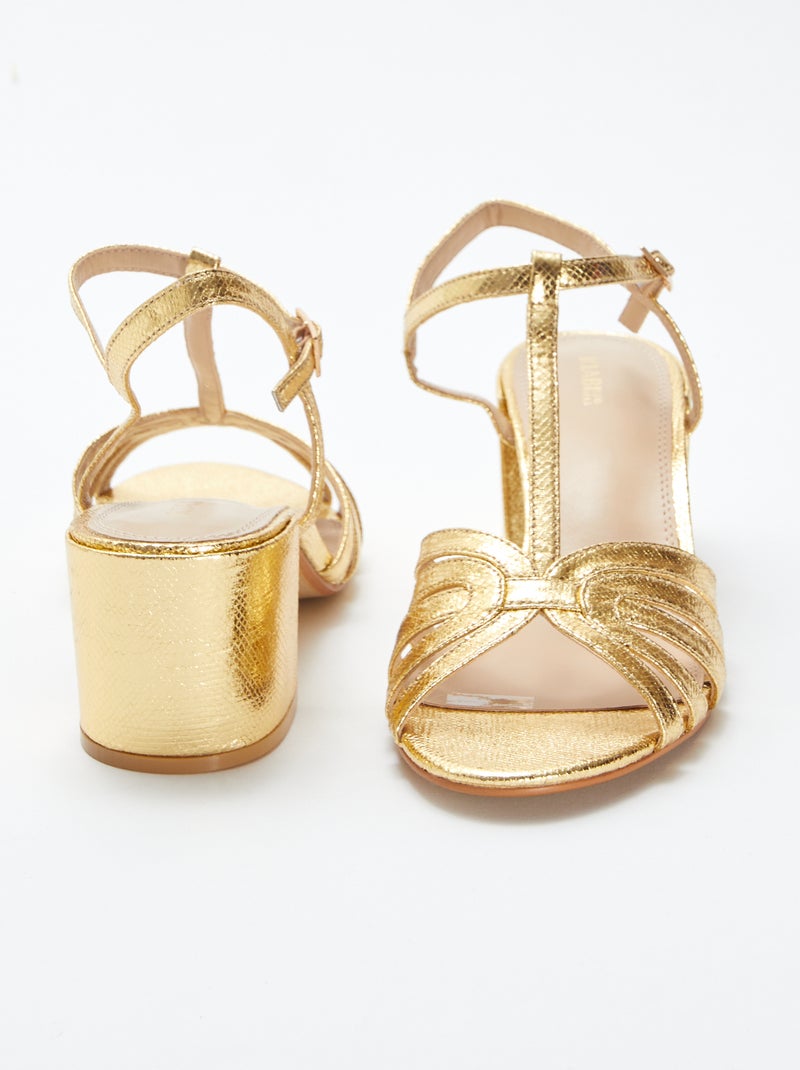 Sandálias douradas com salto quadrado AMARELO - Kiabi