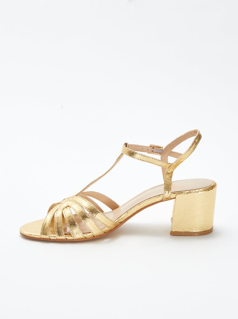 Sandálias douradas com salto quadrado AMARELO - Kiabi