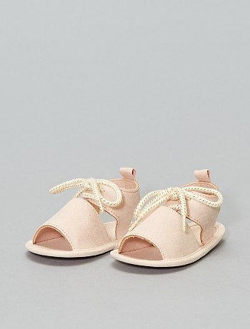 Sandálias em camurça - Kiabi