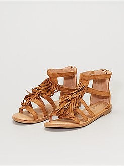 Sandálias em camurça sintética com franjas - Kiabi