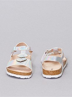 Sandálias em pele sintética - Kiabi